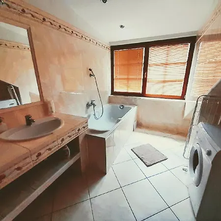Fairy-tale From Lev I Sova بيت ريفي براغ